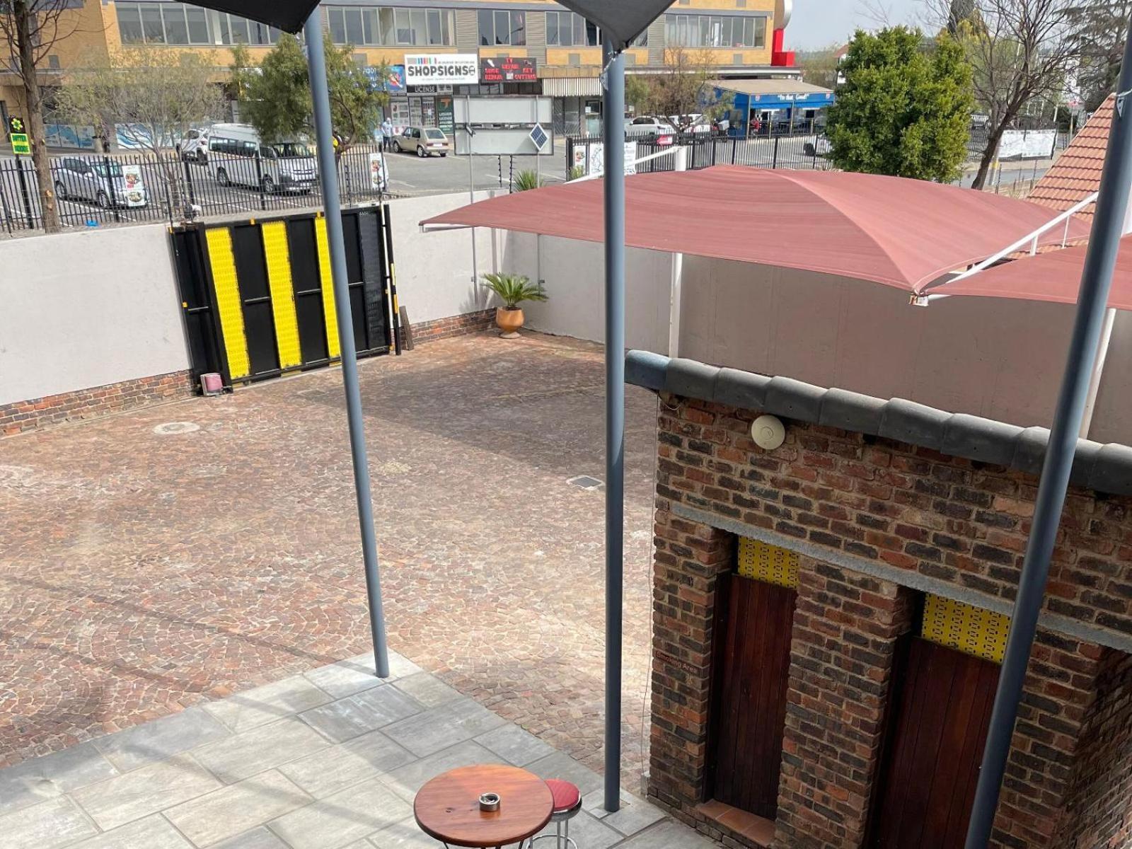 Africa Footprints Lodge Kempton Park Esterno foto